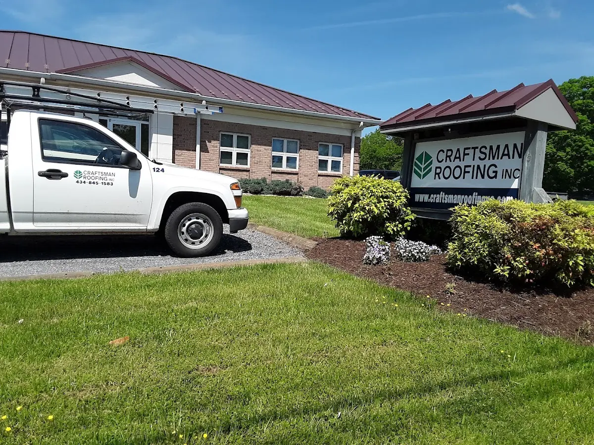 Quality Ice Dam Removal by experienced craftsmen in Estelle